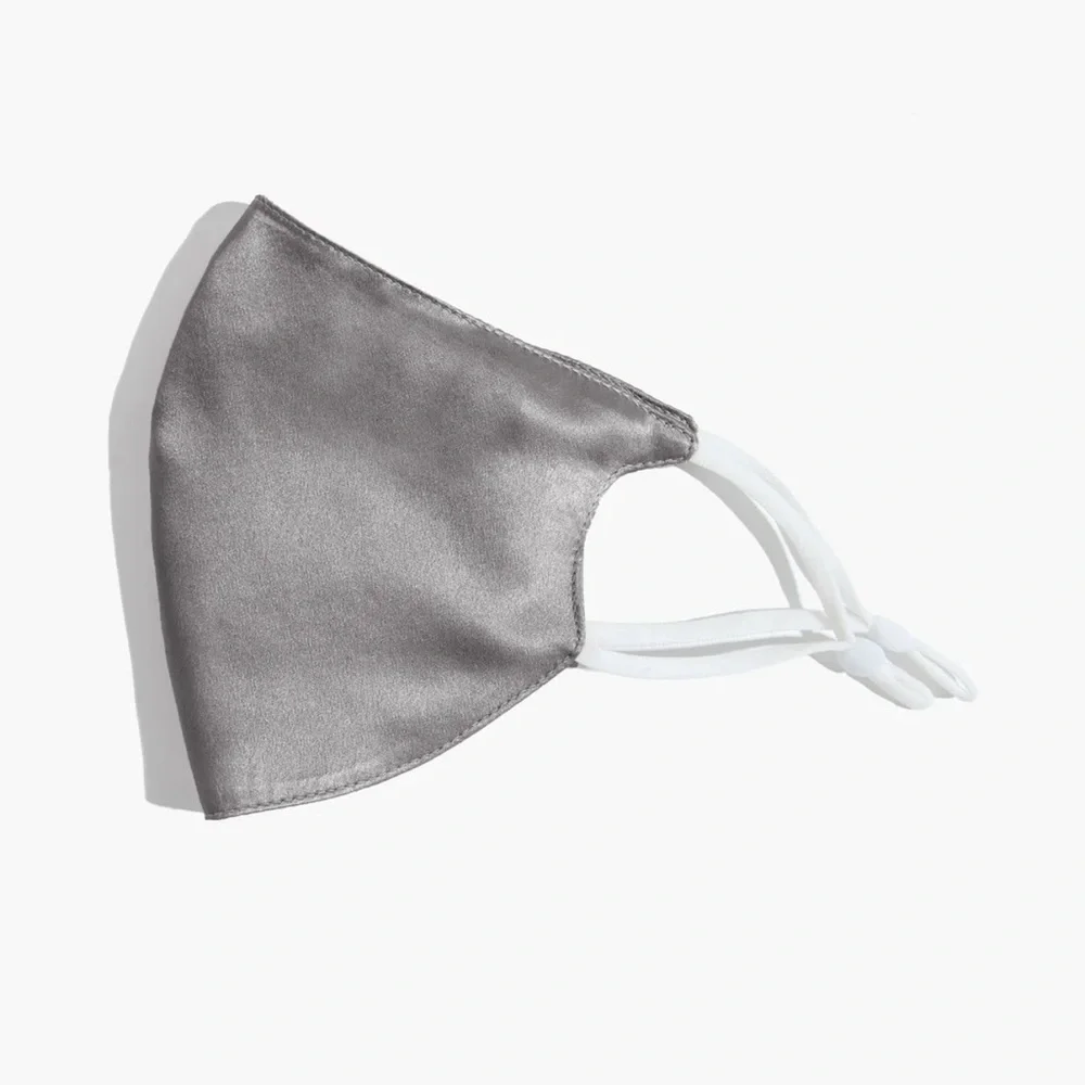 🆓 NWOT 100% Mulberry Silk Face Mask